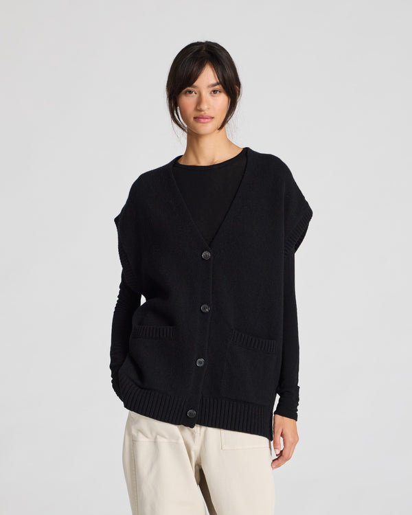 GAI+LISVA Thea Lambswool Vest GOTS 243975 Knit 650 Black